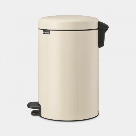 Pedal Bin, Almond Capacity: 12 liters