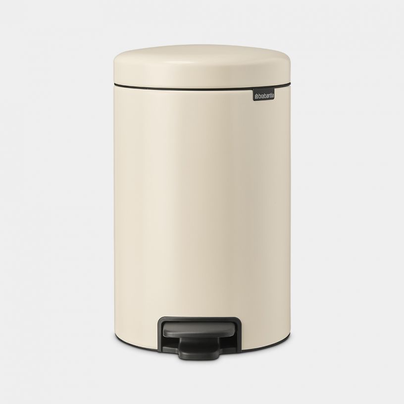 Pedal Bin, Almond Capacity: 12 liters