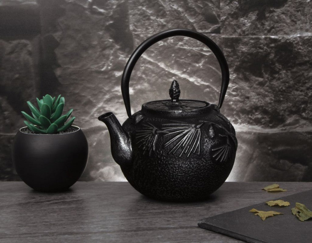 Teapot cast iron