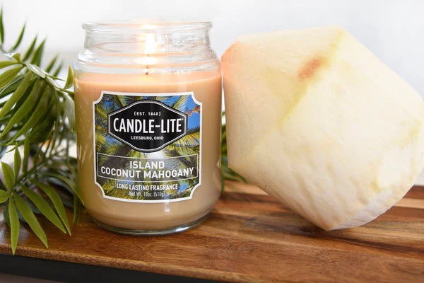 Candle with Fragrance - Island Coconut Mahogany