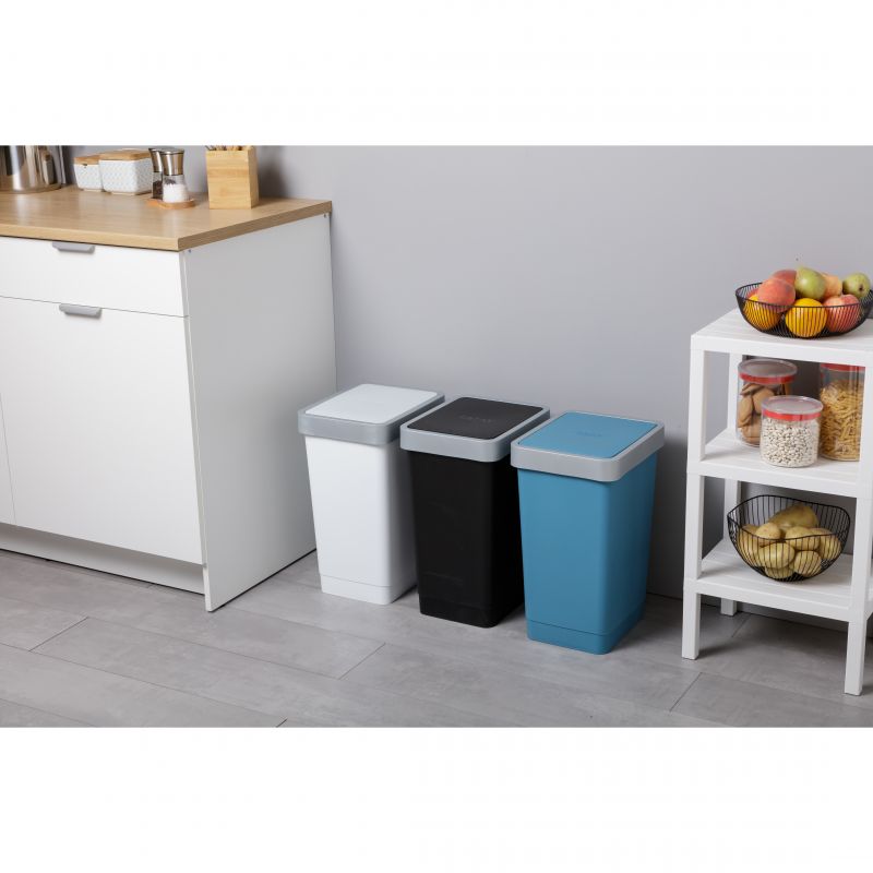 Dustbin with swing lid, Black